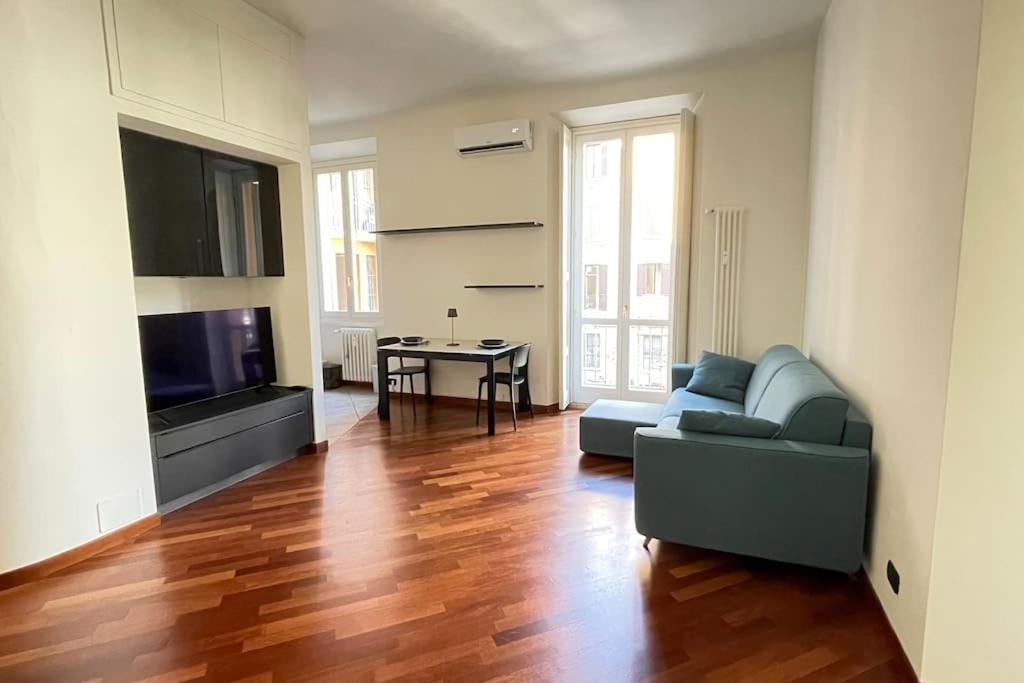 "Iris" Milano Lunigiana In Stazione Centrale 아파트 외부 사진